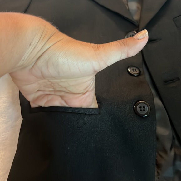 Boys Suit - Picture 11 of 16